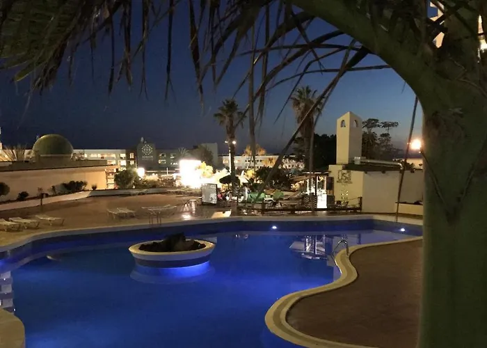 Club Paraiso Apartment *